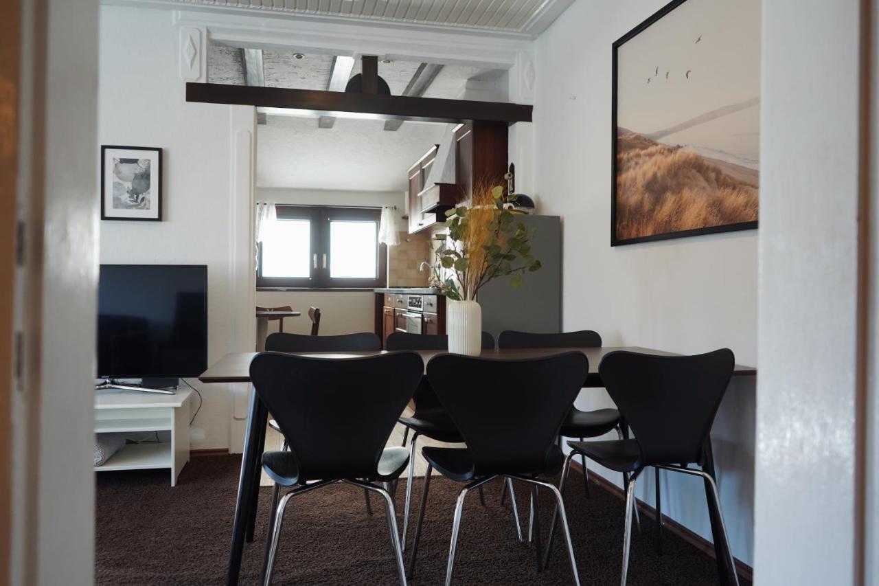 Ferienwohnung unique: geräumig - BHF-nah - parkplatz - netflix BRE Exterior foto